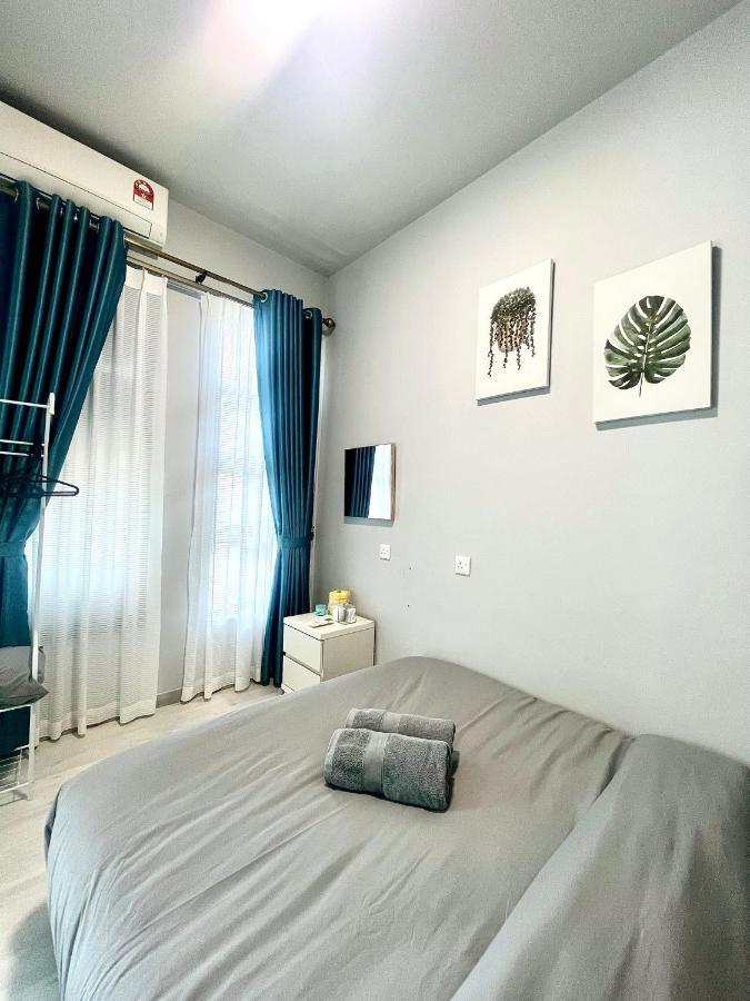 Botiza Suites At Jesselton Quay Kota Kinabalu Dış mekan fotoğraf